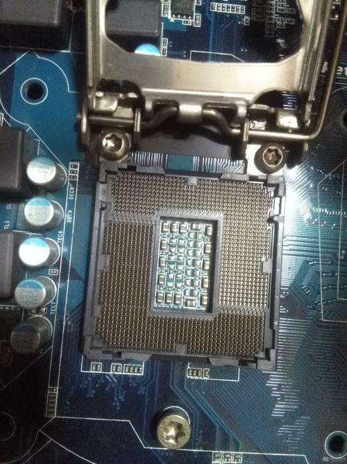 e3 1230 v2配啥服务器主板好？-图1