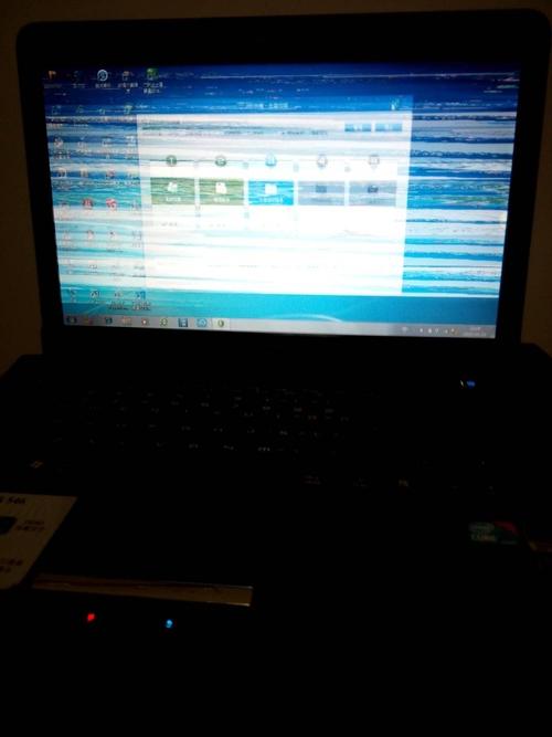 电脑屏幕闪烁是什么原因导致的？-图3