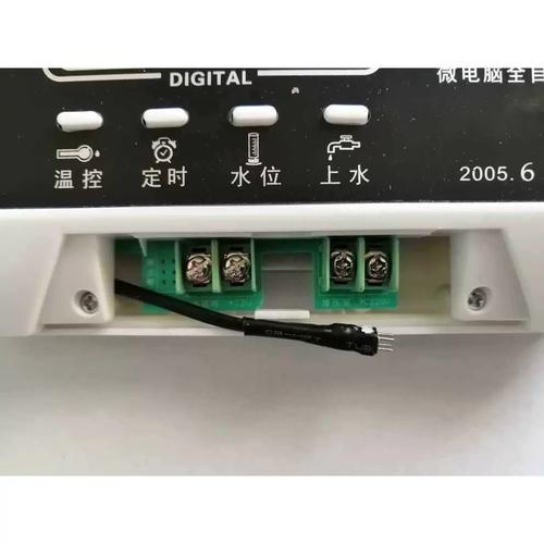 太阳能热水器微电脑测控仪如何精准控温？-图1