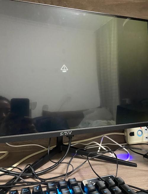 电脑显示器键盘均不亮，电源问题还是硬件故障？-图2