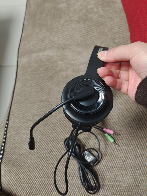 电脑耳机麦克风怎么用？-图3