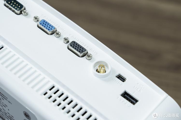 BenQ投影仪如何连接电脑？-图1