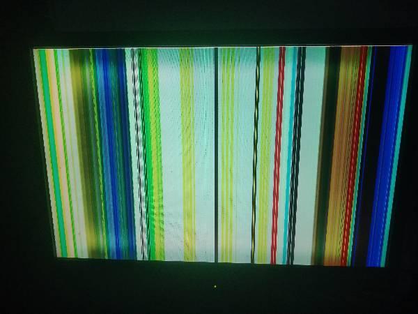 显示器为何出现彩色条纹?-图2 显示器为何出现彩色条纹?-图2