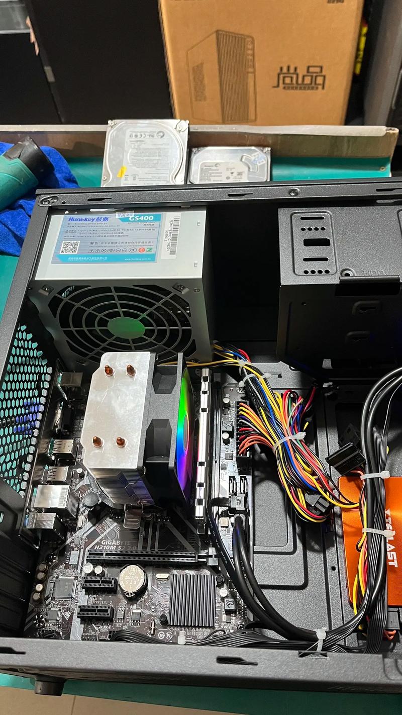 电脑主机由哪些核心配件组成？-图1