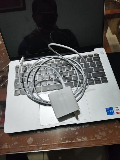 笔记本充电器能通用吗？-图2