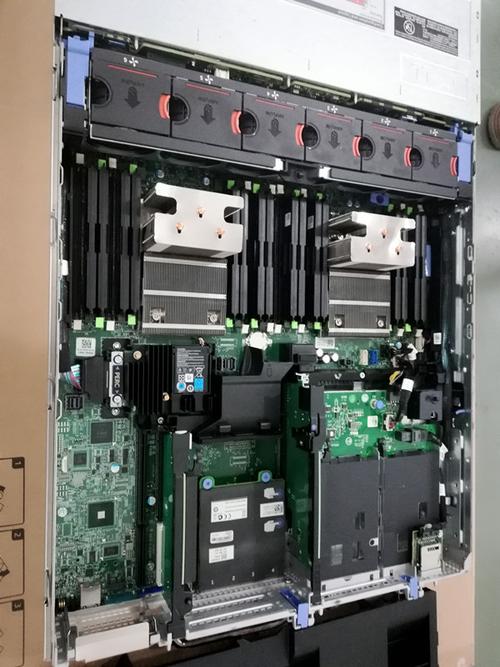 Dell R730服务器性能与配置如何？-图2