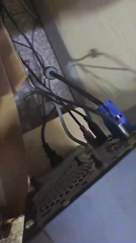 电脑电源按了没反应怎么办？-图1