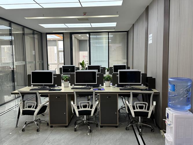 武汉专业做网站的公司哪家靠谱？-图2